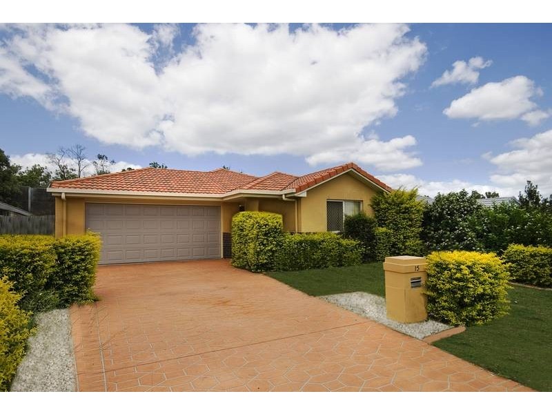 15 Kinchega, Parkinson QLD 4115