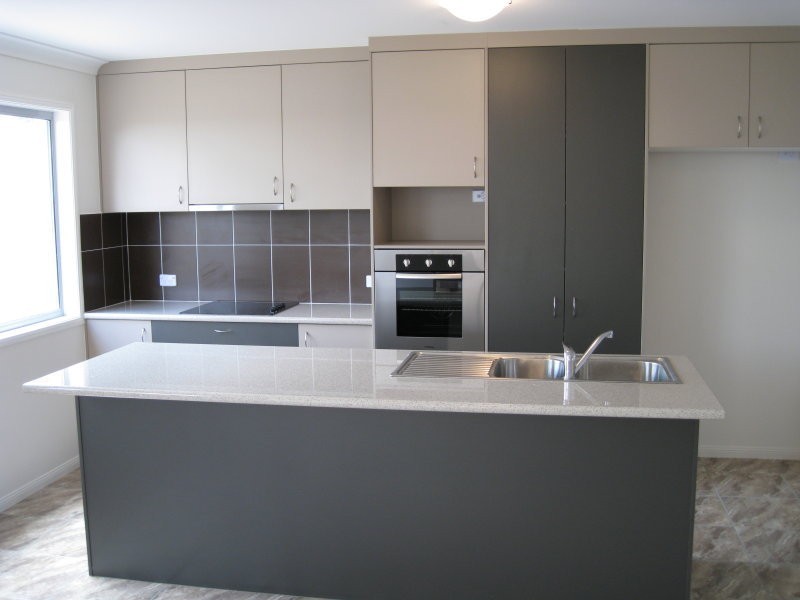 33 Injune Circuit, Calamvale QLD 4116