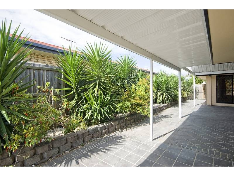 83 Wallum Drive, Parkinson QLD 4115