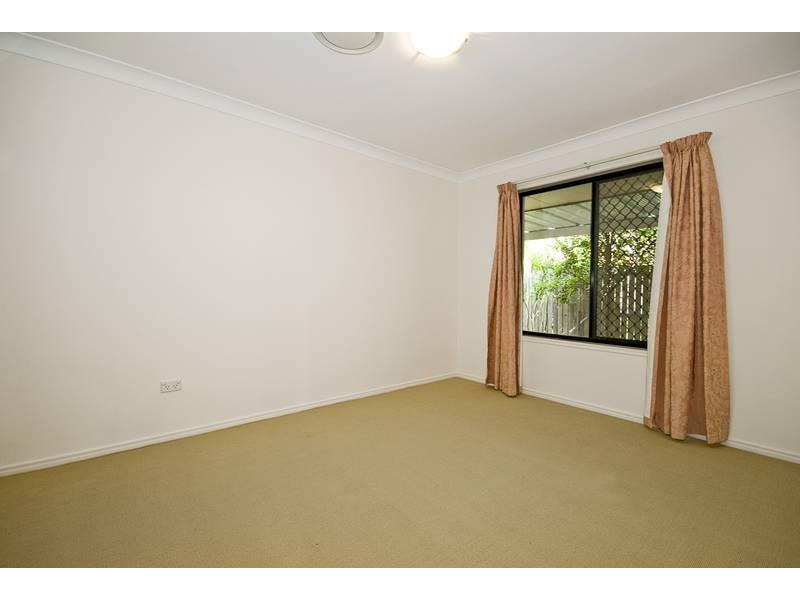 83 Wallum Drive, Parkinson QLD 4115