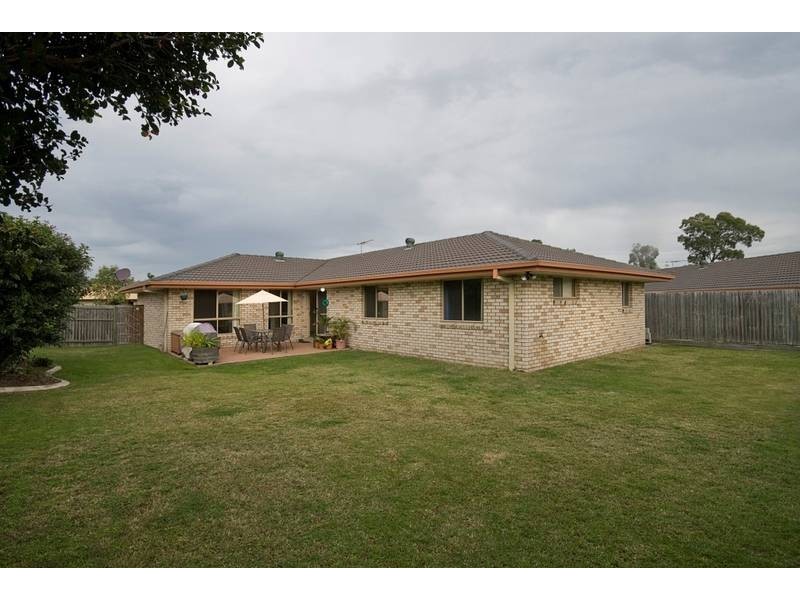 79 Oakview Street, Parkinson QLD 4115