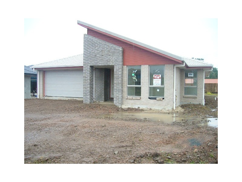 26 Dart Place, Parkinson QLD 4115
