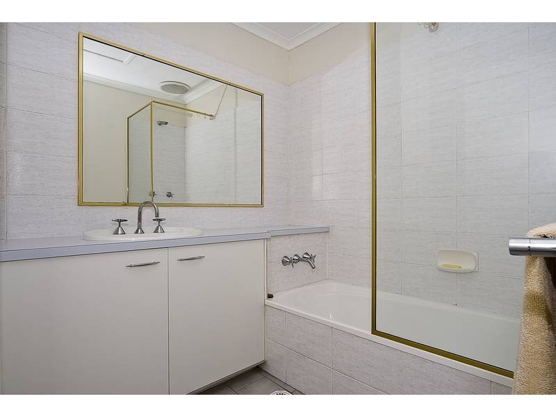 4/20 Arwen Street, Maroochydore QLD 4558