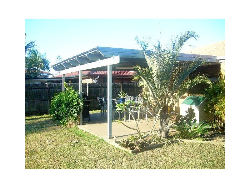 31 Peverell Street, Hillcrest QLD 4118