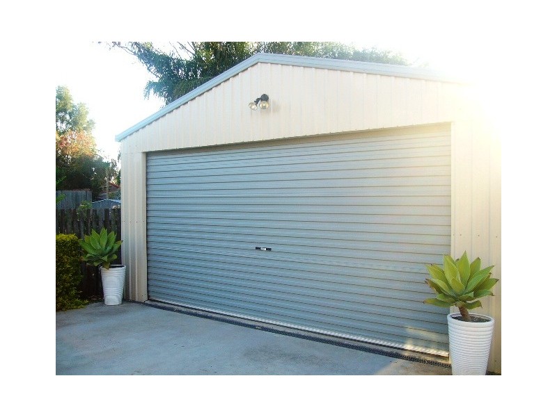 31 Peverell Street, Hillcrest QLD 4118