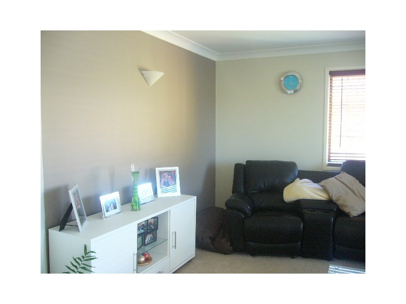 31 Peverell Street, Hillcrest QLD 4118