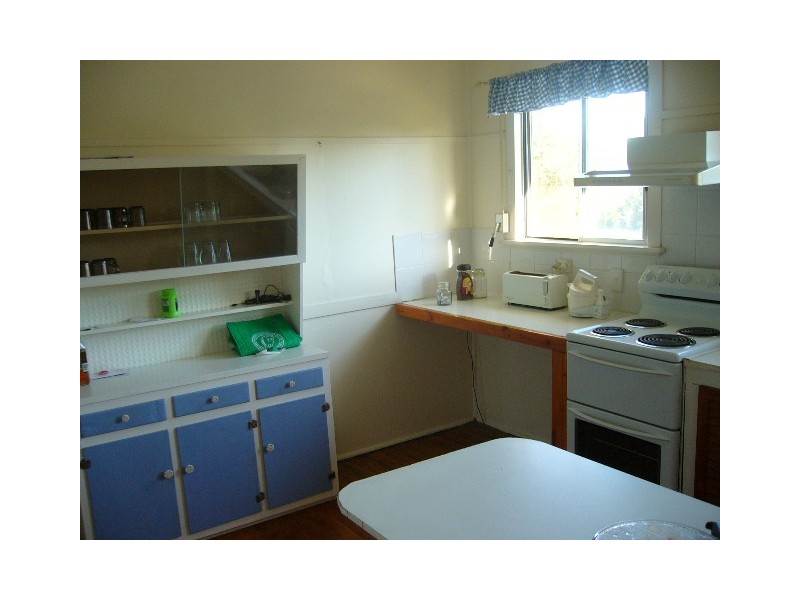 82 Michelle Drive, Cedar Grove QLD 4285