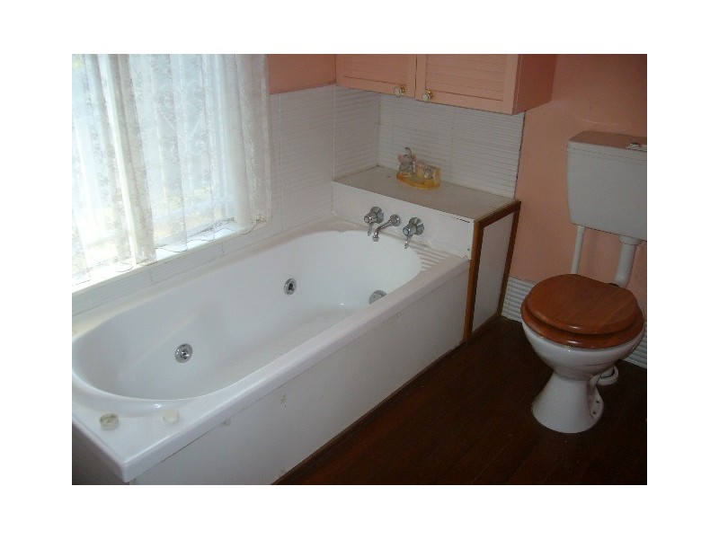 82 Michelle Drive, Cedar Grove QLD 4285