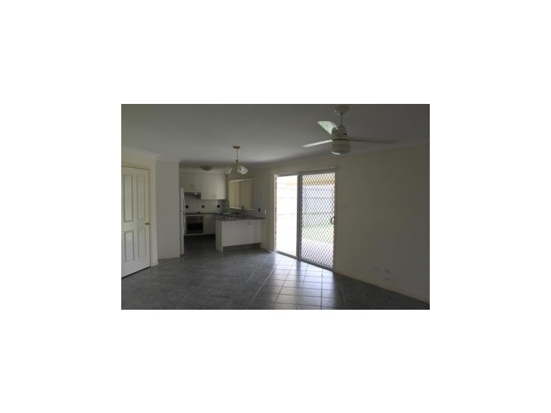8 Stivala Street, Calamvale QLD 4116