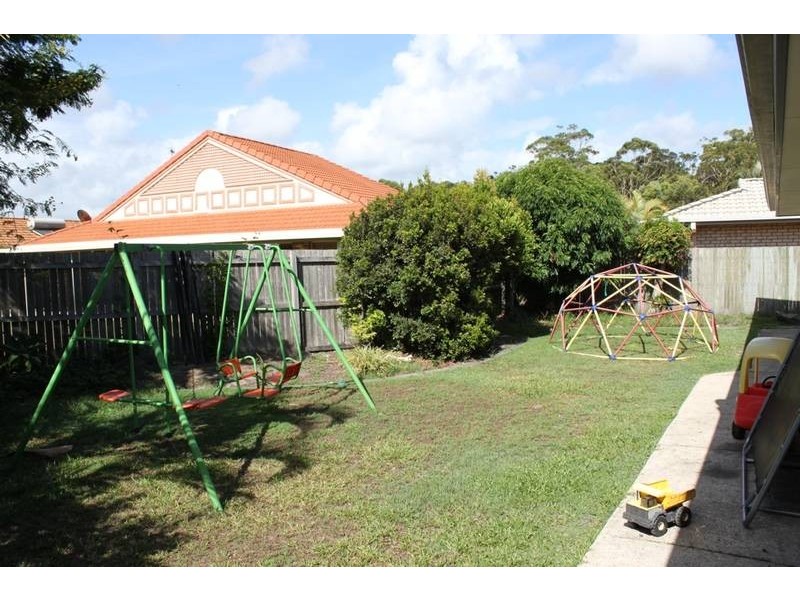 17 Fernleigh Crescent, Mountain Creek QLD 4557