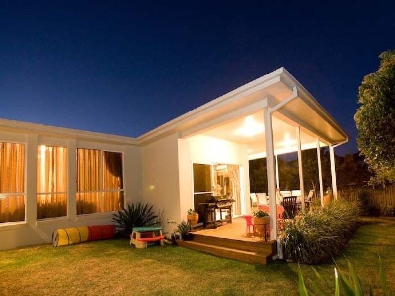 6 White Cedar Drive, Meridan Plains QLD 4551