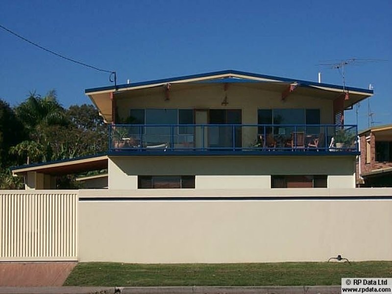 21 Bradman Avenue, Maroochydore QLD 4558