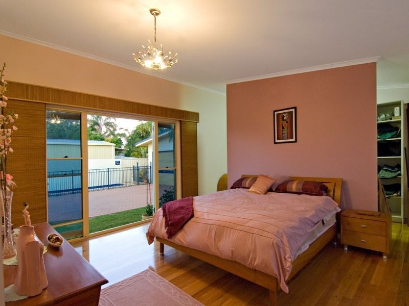 21 Bradman Avenue, Maroochydore QLD 4558