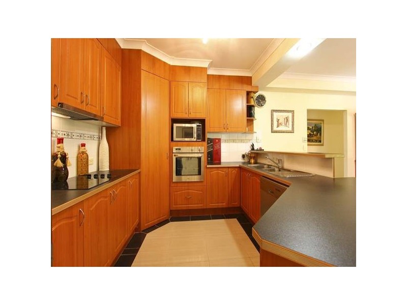 40 The Esplanade, Forest Lake QLD 4078