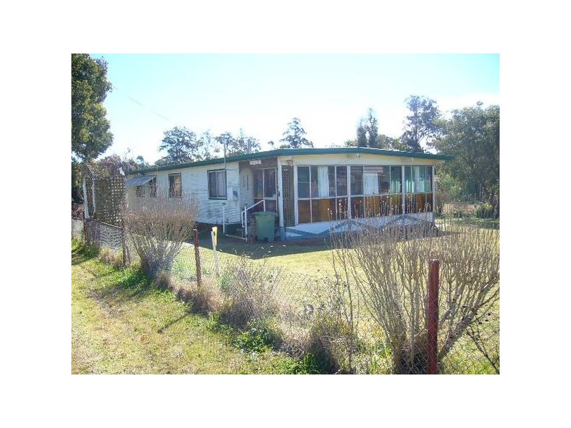 1 Creek Street, Blackbutt QLD 4306