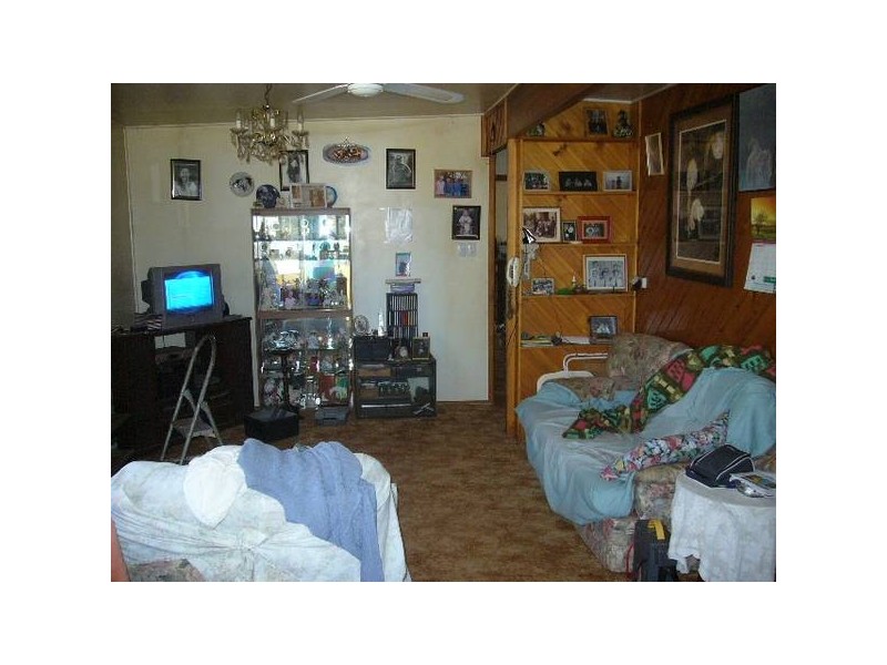 1 Creek Street, Blackbutt QLD 4306