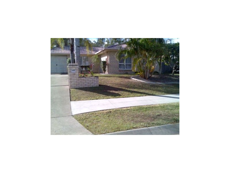 19 Calder Ct, Crestmead QLD 4132