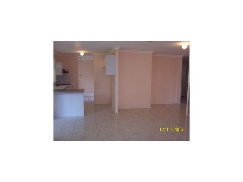 19 Calder Ct, Crestmead QLD 4132