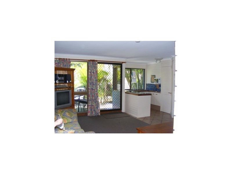 2/6 Alice Street, Alexandra Headland QLD 4572