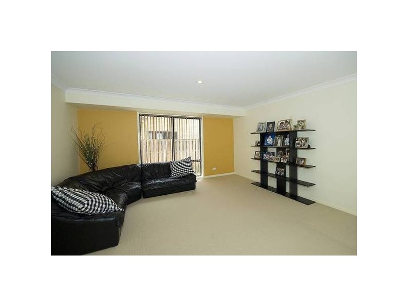 92 Wallum Drive, Parkinson QLD 4115