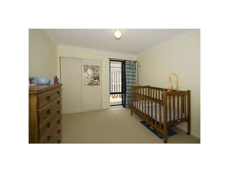 92 Wallum Drive, Parkinson QLD 4115