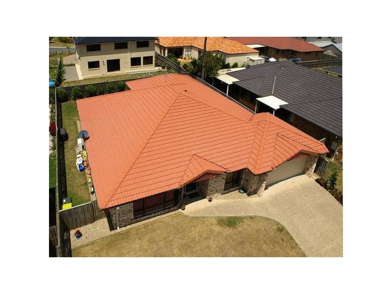 92 Wallum Drive, Parkinson QLD 4115