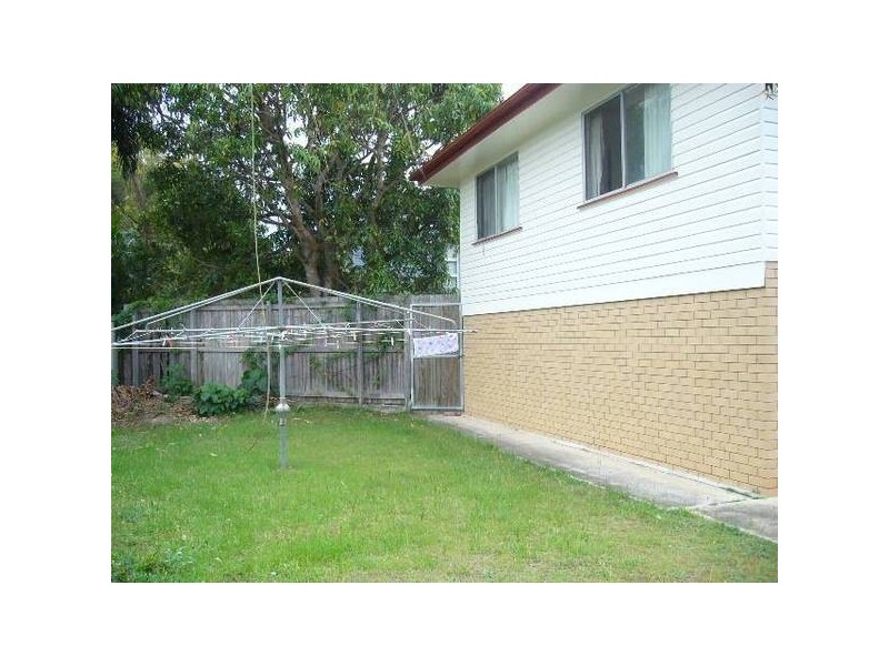 8 Bangalow Street, Algester QLD 4115