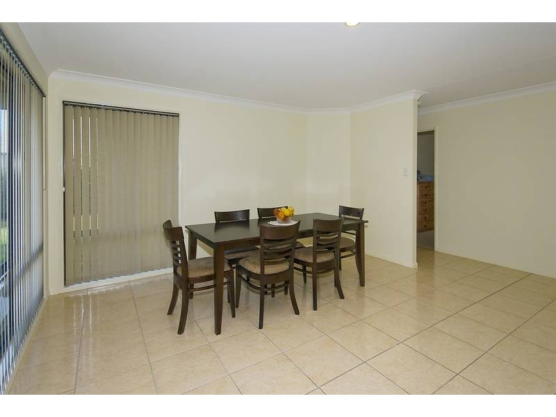 92 Wallum Drive, Parkinson QLD 4115