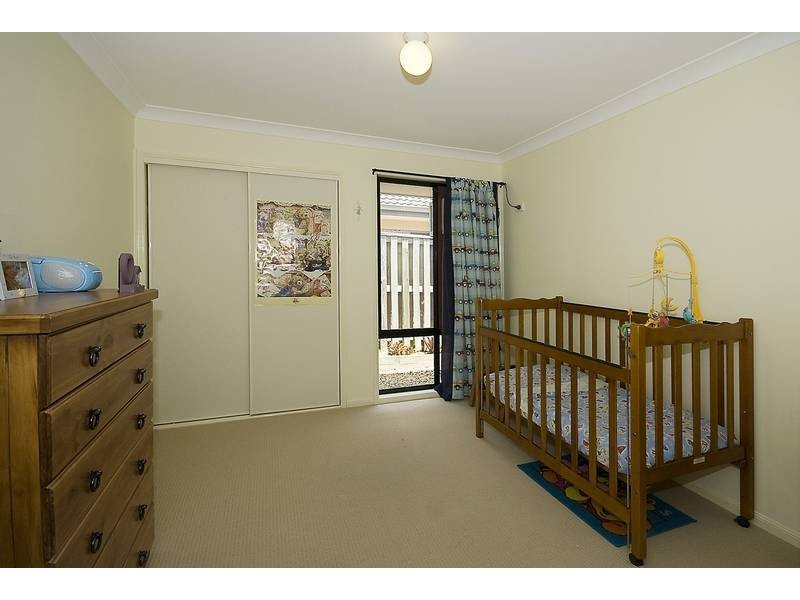 92 Wallum Drive, Parkinson QLD 4115