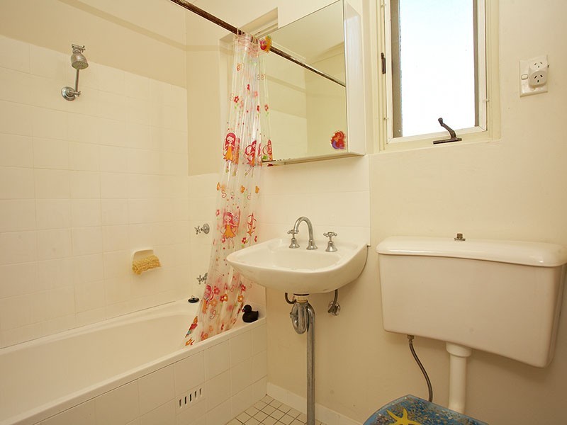 3 LIZZIE-WEBBER PLACE, Birchgrove NSW 2041