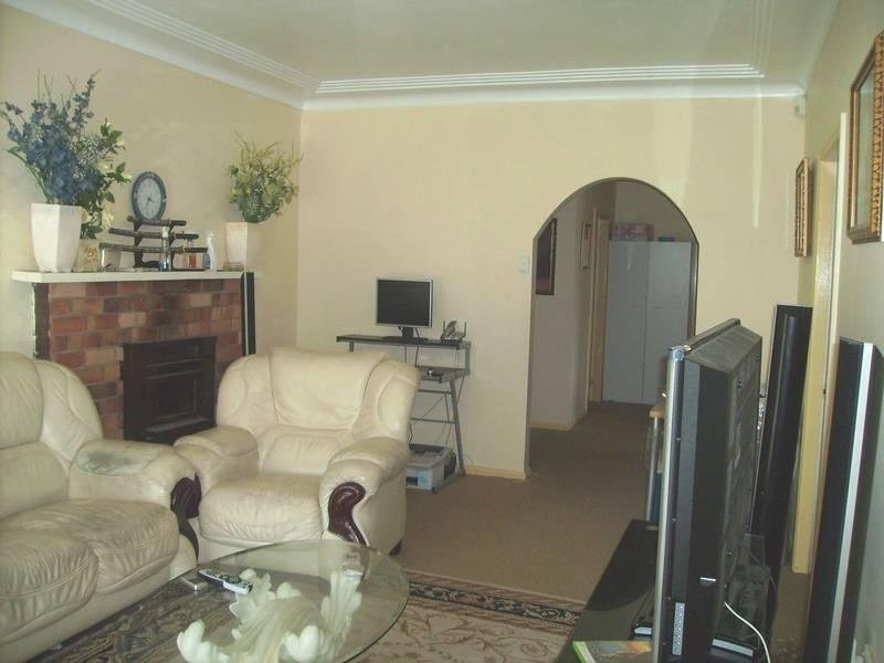 13 CHARLOTTE RD, Rooty Hill NSW 2766