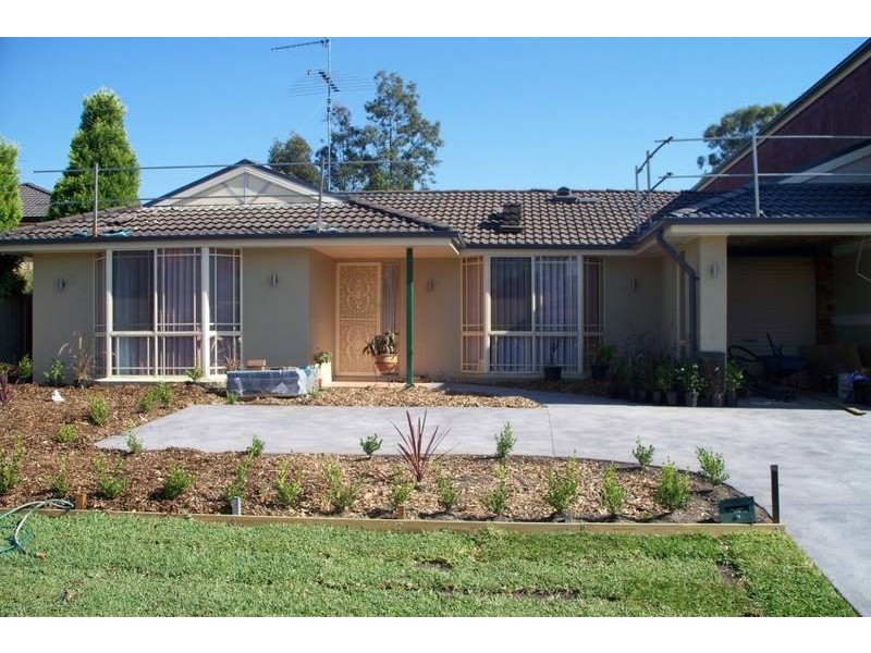 22 MASLIN CRESCENT, Quakers Hill NSW 2763
