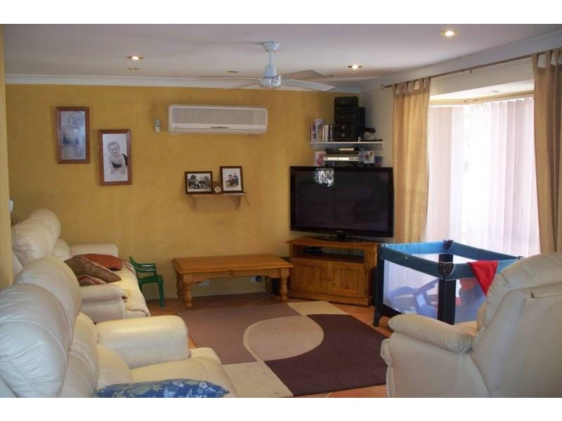 22 MASLIN CRESCENT, Quakers Hill NSW 2763