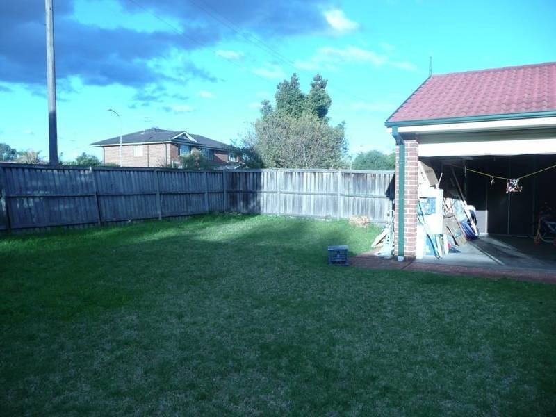 48 MASLIN CRESCENT, Quakers Hill NSW 2763