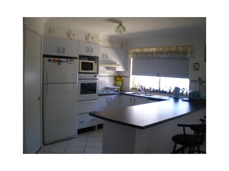 16 Stuart St, Abernethy NSW 2325