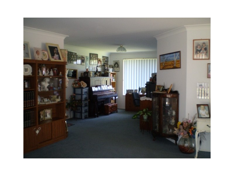16 Stuart St, Abernethy NSW 2325