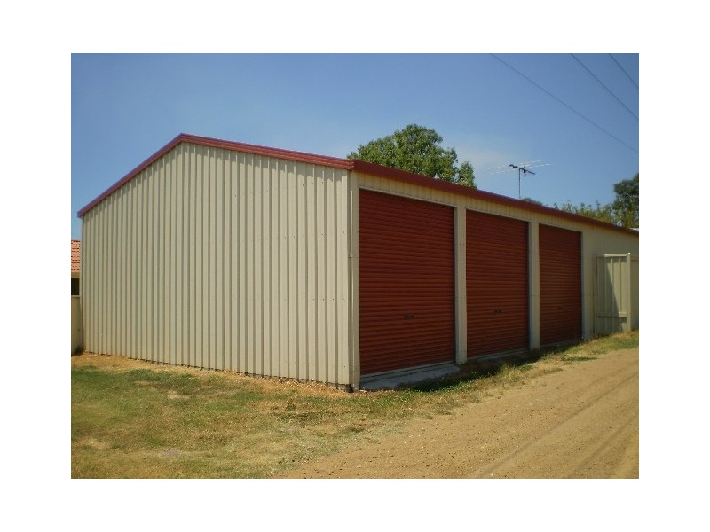 16 Stuart St, Abernethy NSW 2325