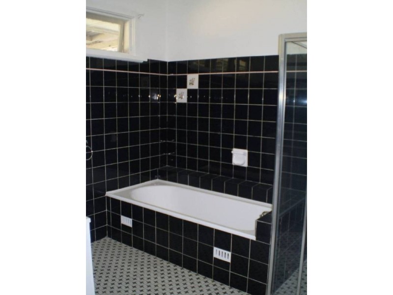 48 Cumberland St, Cessnock NSW 2325