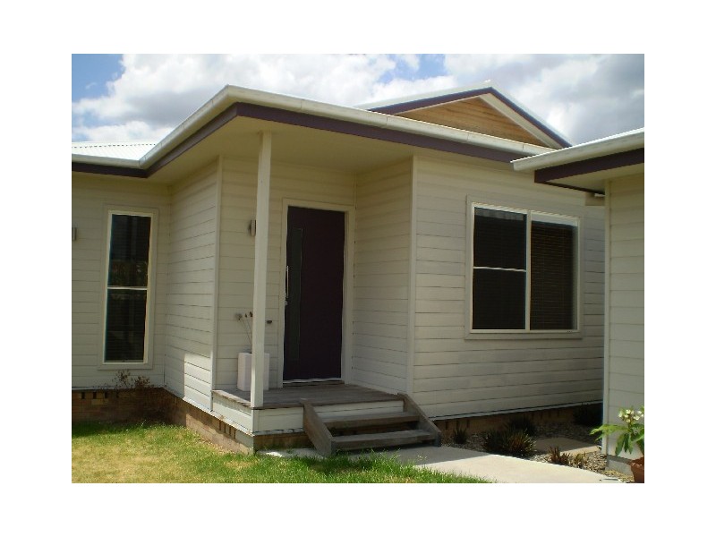 52A Ann St, Cessnock NSW 2325