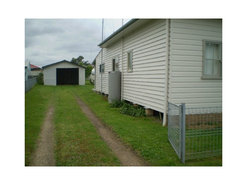 7 Third St, Cessnock NSW 2325