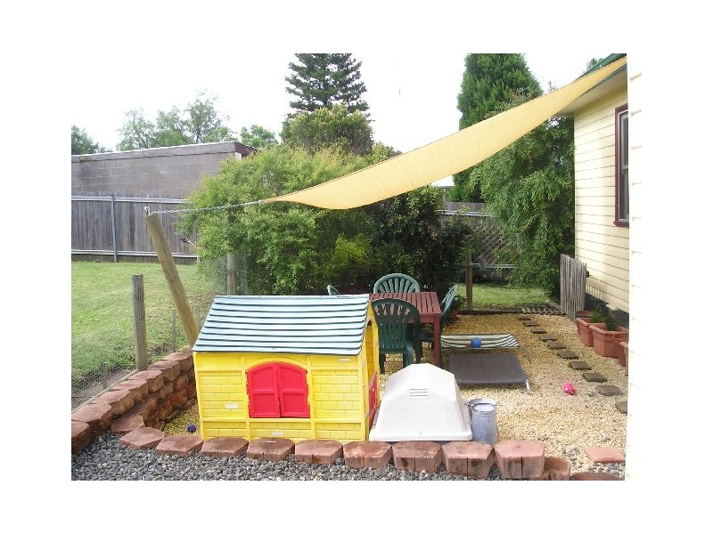 48 Bennett St, Millfield NSW 2325