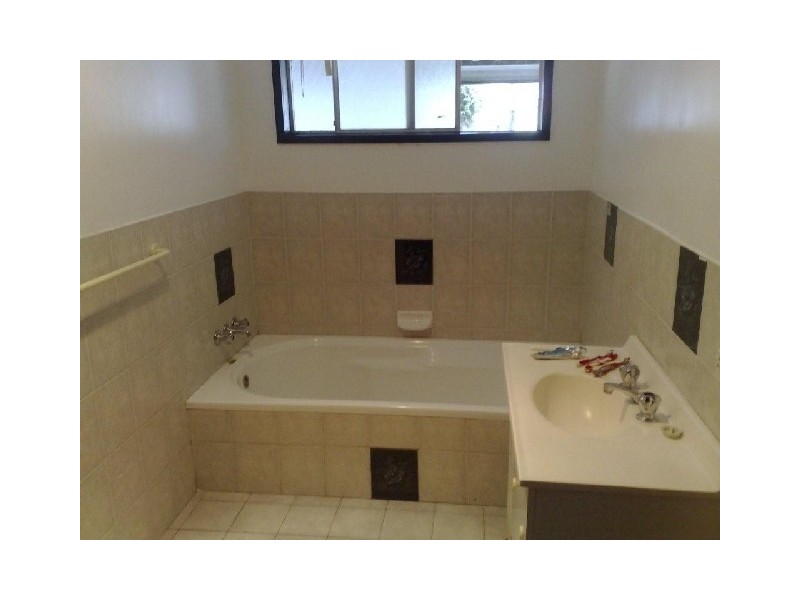 32 Pokolbin St, Kearsley NSW 2325