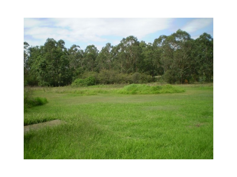 11 Tunnel Rd, Cessnock NSW 2325