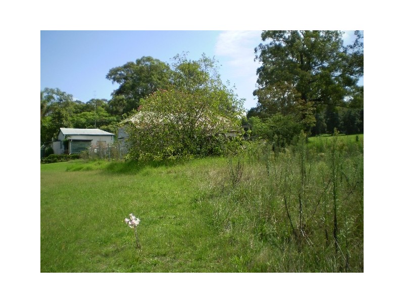 11 Tunnel Rd, Cessnock NSW 2325