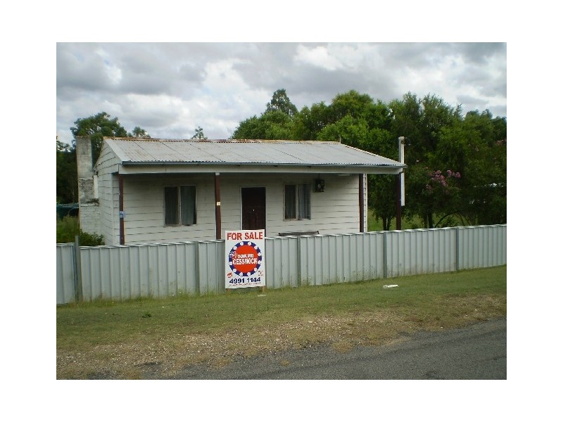 5 Long St, Cessnock NSW 2325