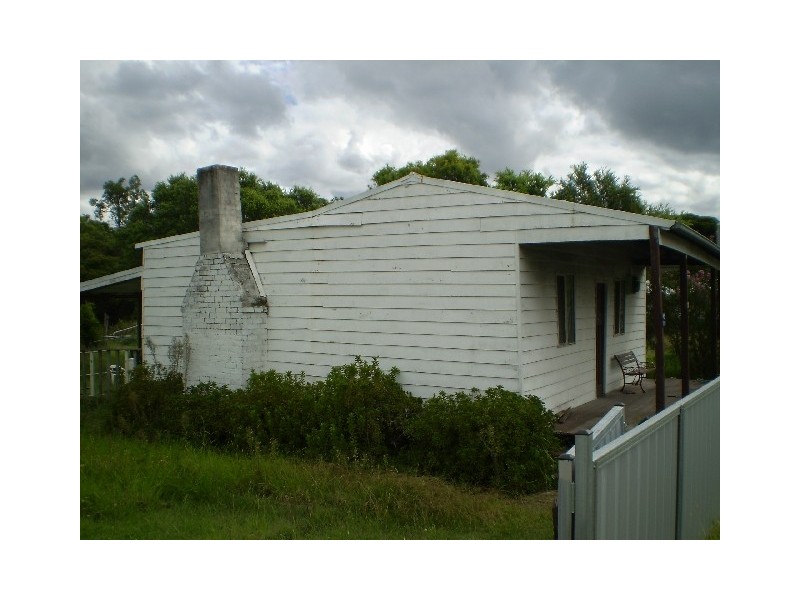 5 Long St, Cessnock NSW 2325