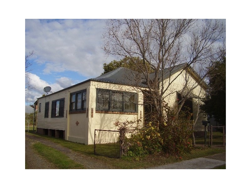 79 Wollombi Rd, Cessnock NSW 2325