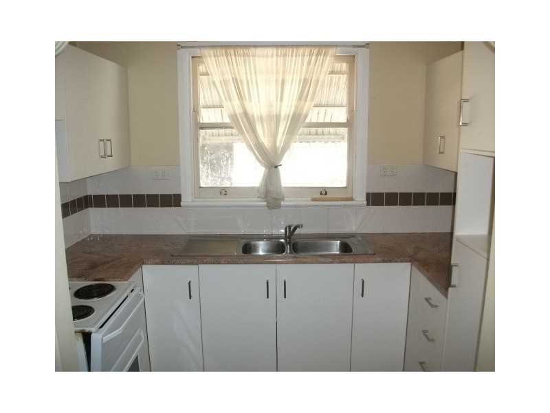 348 Old Maitland Rd, Cessnock NSW 2325