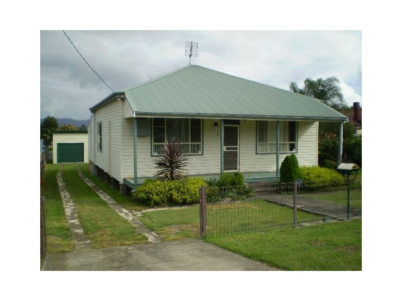 1 Ercildoune St, Cessnock NSW 2325
