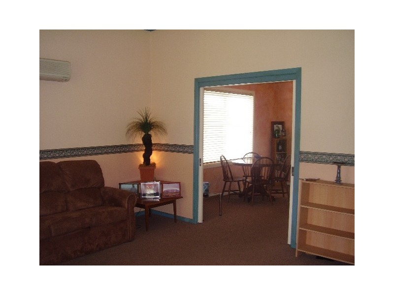 1 Ercildoune St, Cessnock NSW 2325